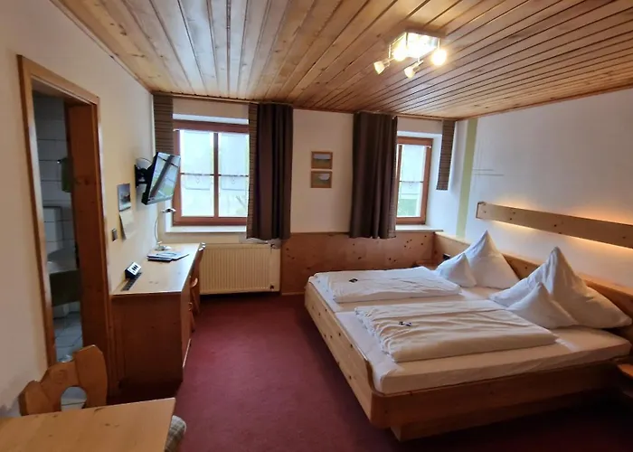 Landgasthaus Jaegerhof * Absberg