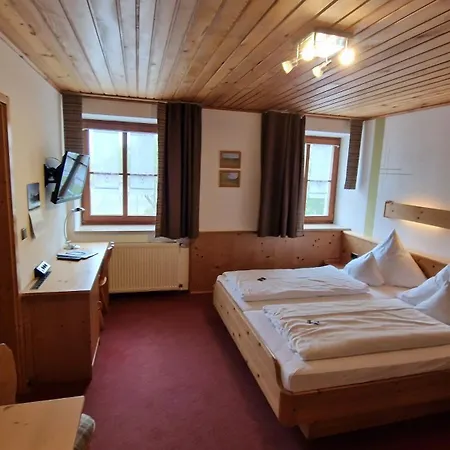 Landgasthaus Jaegerhof * Absberg
